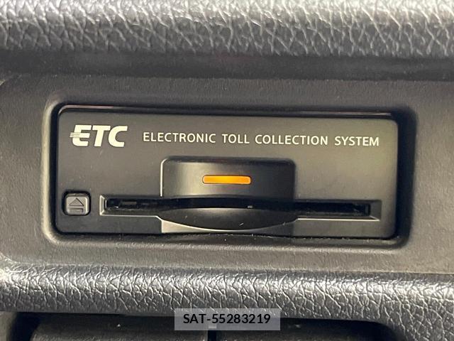 Nissan X-TRAIL 2016-07 8730384-3