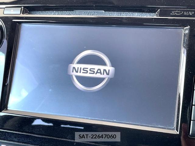 Nissan X-TRAIL 2016-02 8730454-2