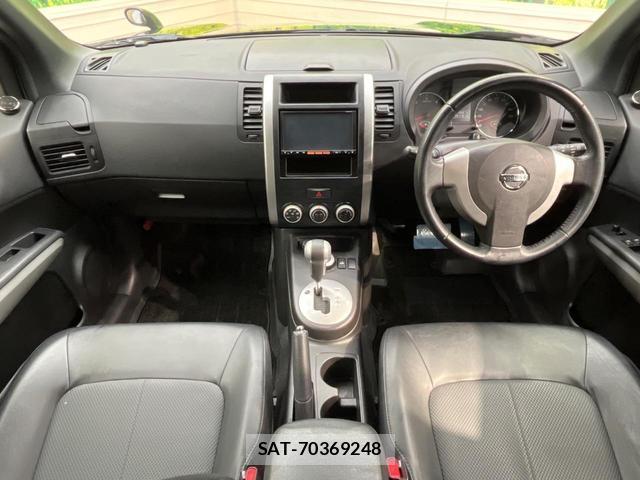 Nissan X-TRAIL 2013-01 8730841-1