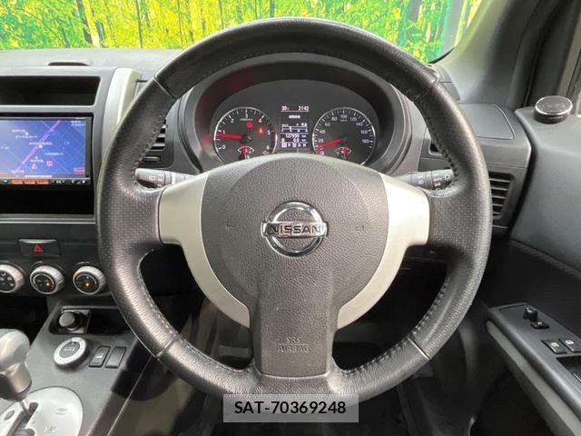 Nissan X-TRAIL 2013-01 8730841-10