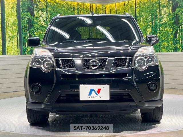 Nissan X-TRAIL 2013-01 8730841-13