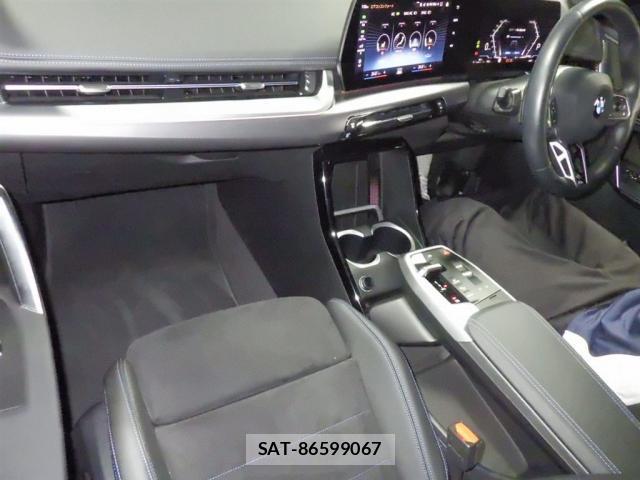 Bmw X1 2023-08 8729992-2