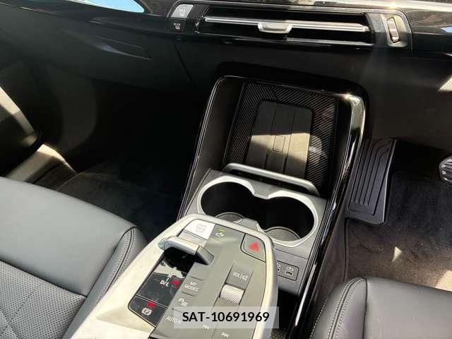 Bmw X1 2026-03 8731050-11