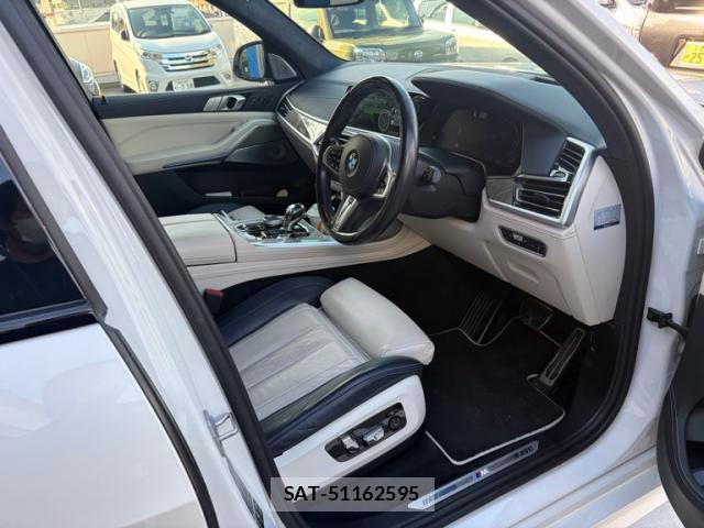 Bmw X7 2021-05 8727512-14