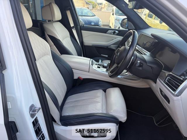 Bmw X7 2021-05 8727512-15