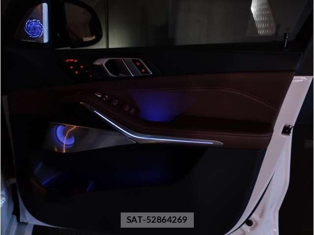 Bmw X7 2023-10 8728299-5