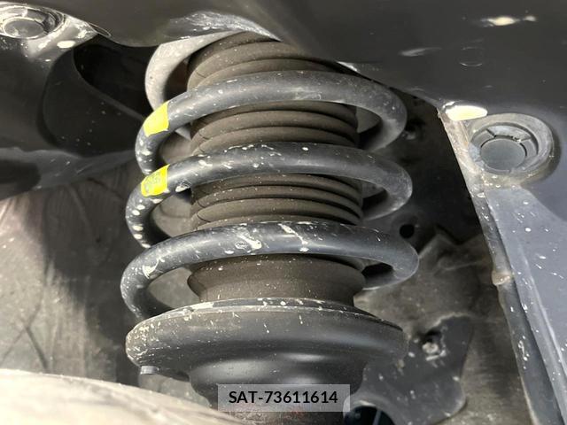 Suzuki X BEE 2018-03 8728185-19