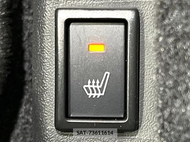 Suzuki X BEE 2018-03 8728185-4