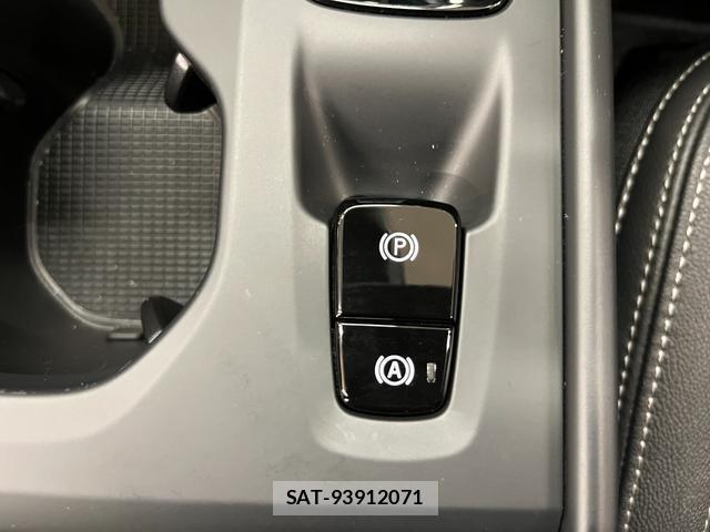Volvo XC40 2020-04 8726787-13