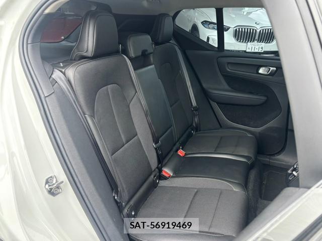 Volvo XC40 2019-03 8727791-6