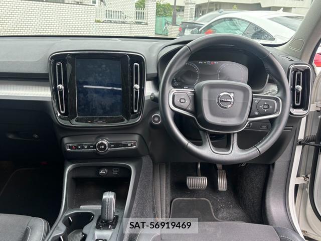 Volvo XC40 2019-03 8727791-9