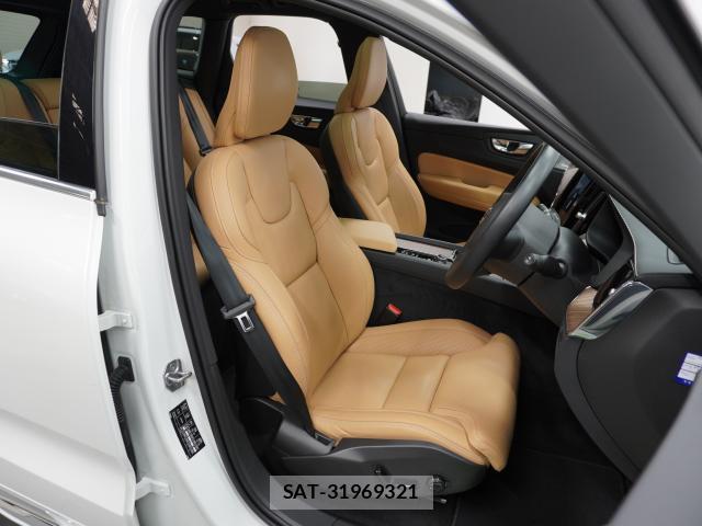 Volvo XC60 2021-05 8726791-12