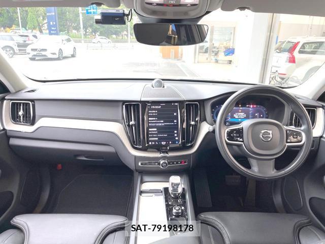 Volvo XC60 2022-02 8727063-1