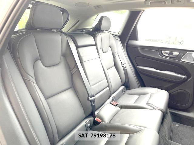 Volvo XC60 2022-02 8727063-15