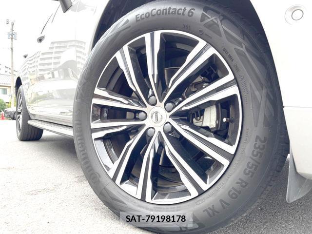 Volvo XC60 2022-02 8727063-18