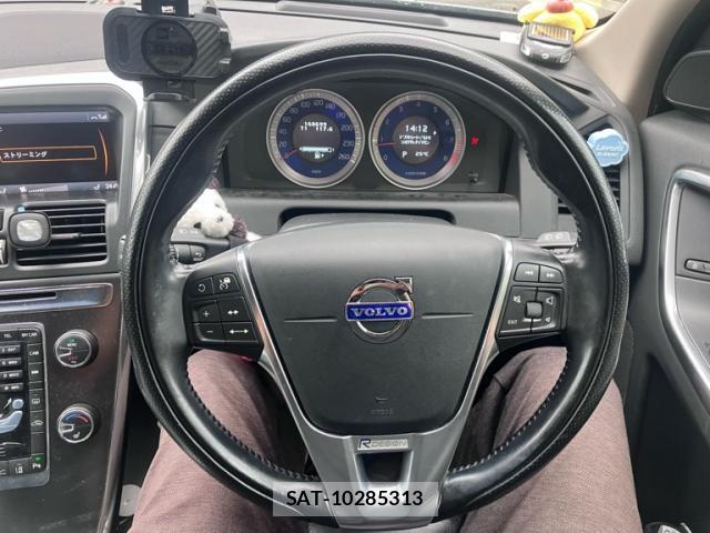 Volvo XC60 2012-08 8727935-15