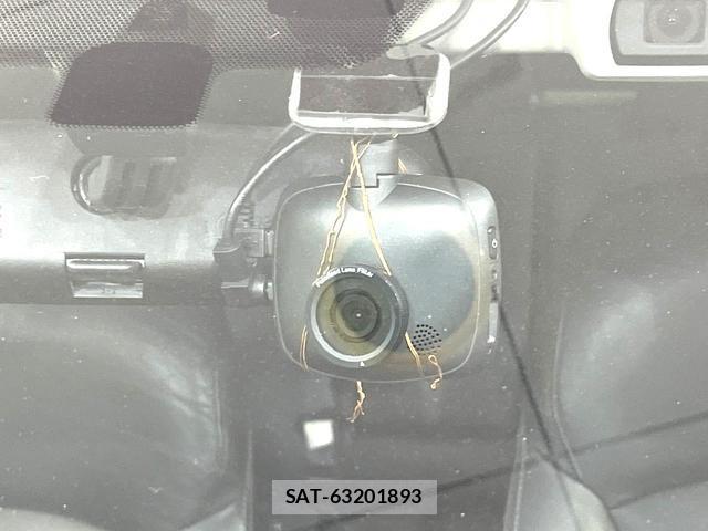 Subaru XV 2015-03 8725744-6