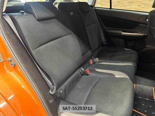Subaru XV 2015-10 8726590-11