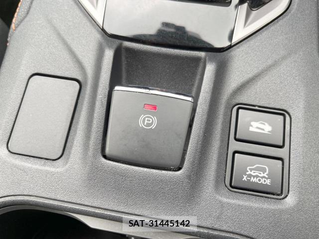 Subaru XV 2018-02 8727961-5