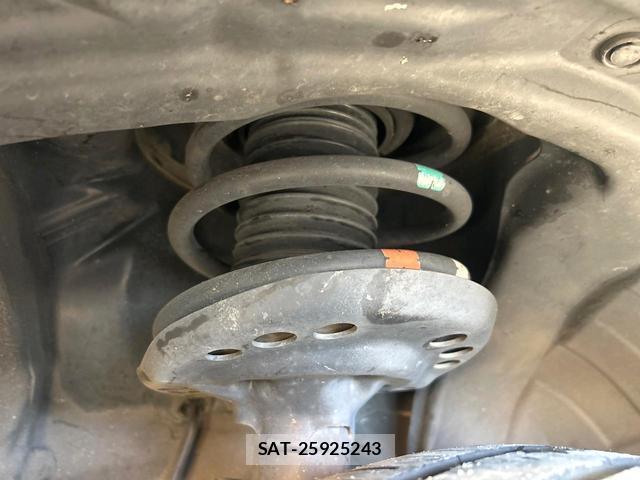 Subaru XV 2017-09 8728383-19