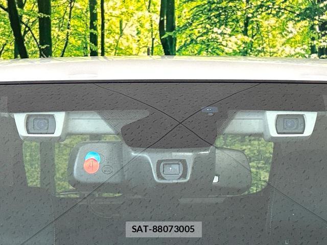 Subaru XV 2015-11 8728384-4