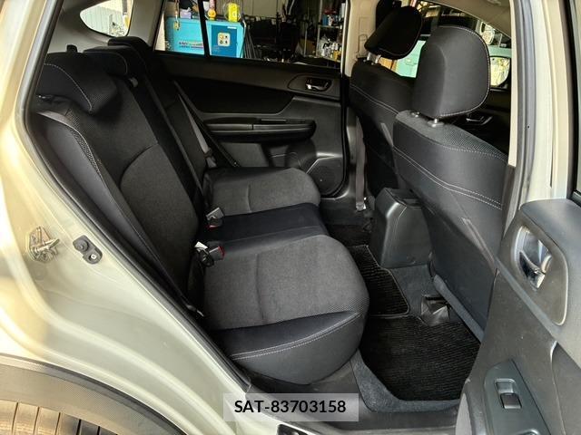 Subaru XV 2013-10 8728394-10