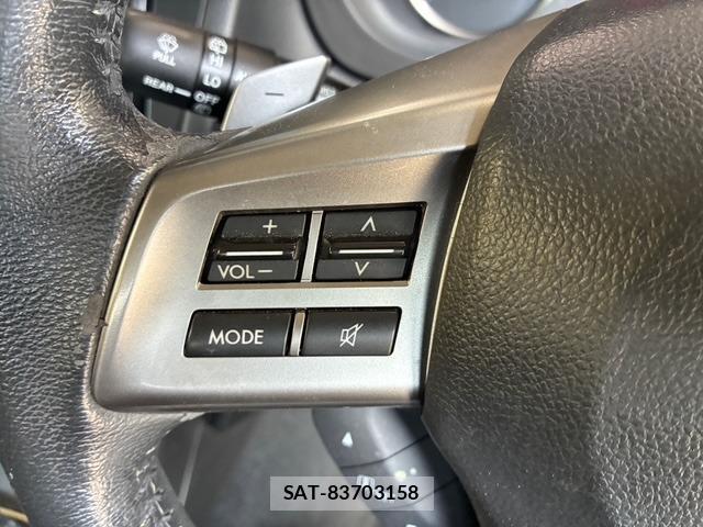 Subaru XV 2013-10 8728394-13