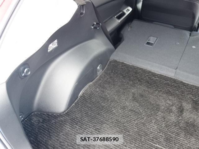 Subaru XV 2015-02 8729007-19