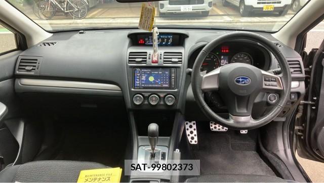 Subaru XV 2014-04 8729657-2