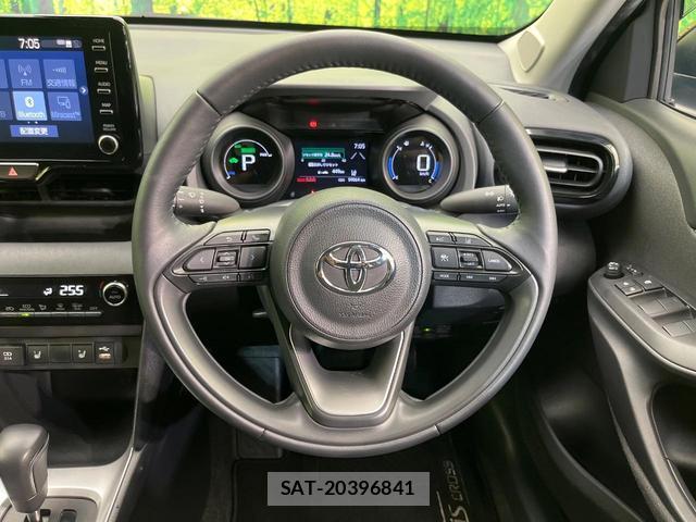 Toyota YARIS CROSS 2021-03 8725878-10