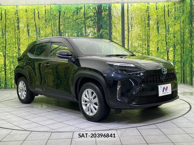 Toyota YARIS CROSS 2021-03 8725878-15