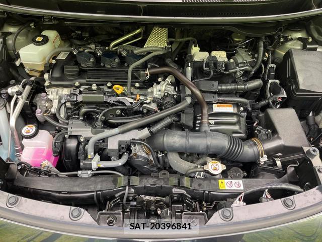 Toyota YARIS CROSS 2021-03 8725878-17