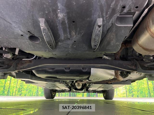 Toyota YARIS CROSS 2021-03 8725878-18