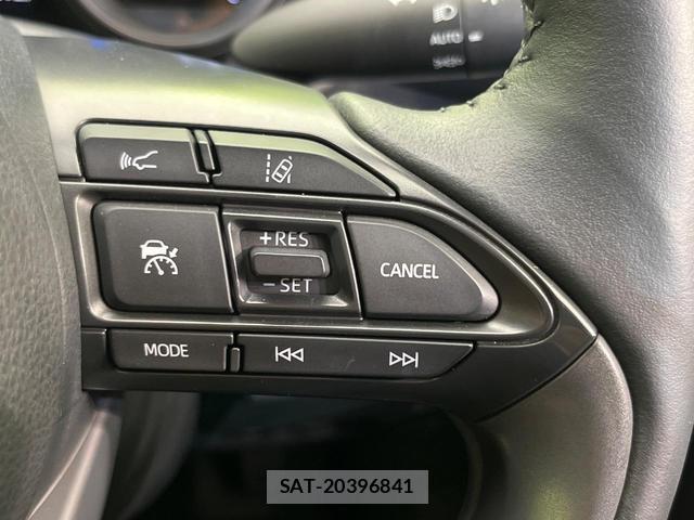 Toyota YARIS CROSS 2021-03 8725878-5