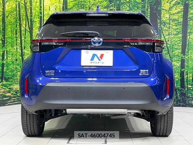 Toyota YARIS CROSS 2021-09 8726742-15