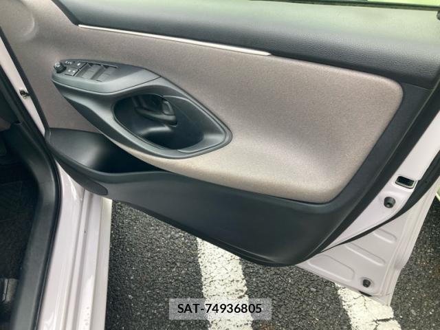 Toyota YARIS CROSS 2020-09 8727290-8