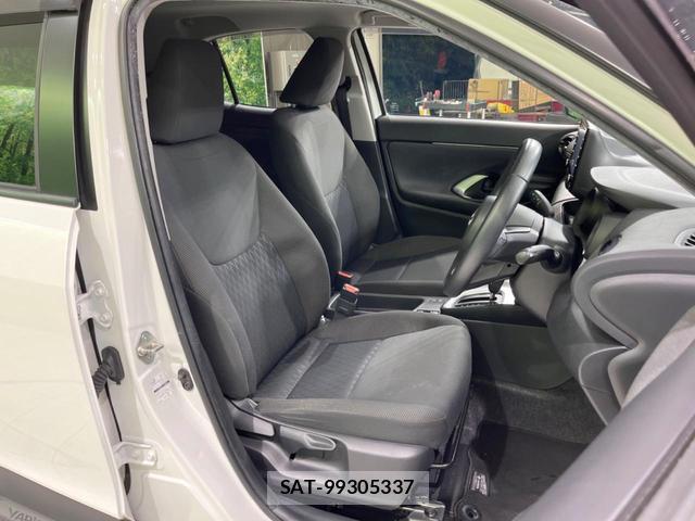 Toyota YARIS CROSS 2021-01 8727729-6