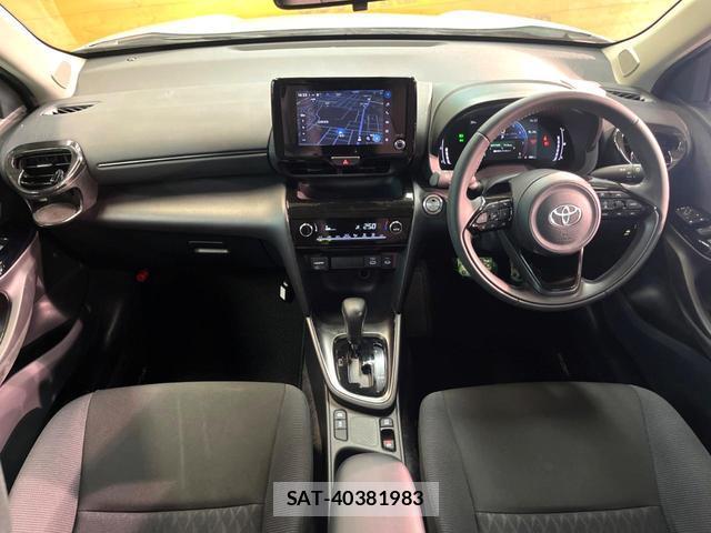 Toyota YARIS CROSS 2024-05 8727750-1