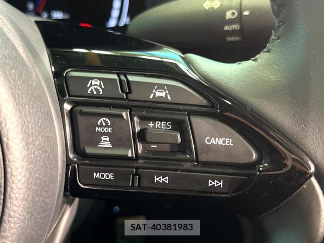Toyota YARIS CROSS 2024-05 8727750-4