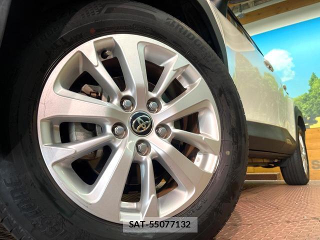 Toyota YARIS CROSS 2020-10 8727751-12