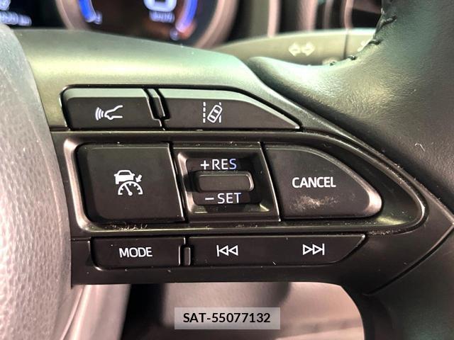 Toyota YARIS CROSS 2020-10 8727751-4