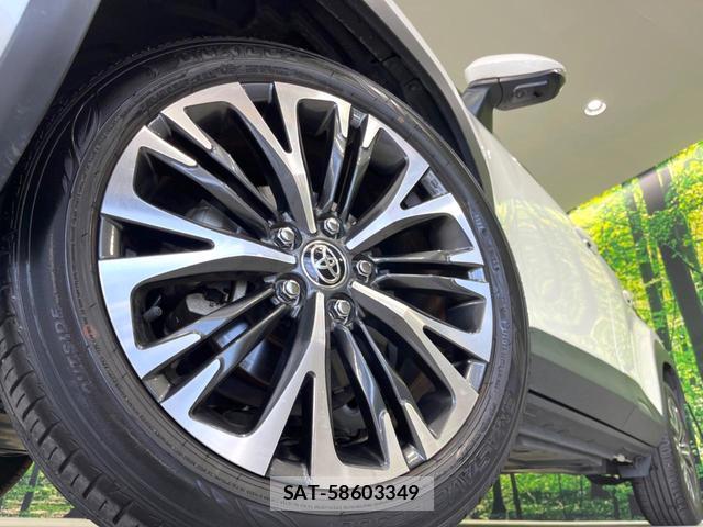 Toyota YARIS CROSS 2020-10 8728183-12