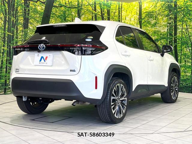 Toyota YARIS CROSS 2020-10 8728183-16