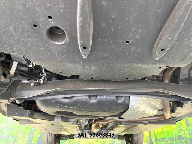 Toyota YARIS CROSS 2020-10 8728183-18