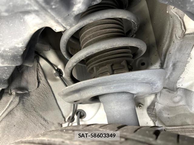 Toyota YARIS CROSS 2020-10 8728183-19