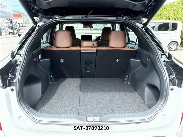 Toyota YARIS CROSS 2026-08 8728985-10