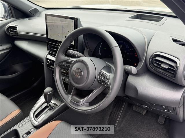 Toyota YARIS CROSS 2026-08 8728985-18