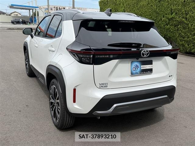Toyota YARIS CROSS 2026-08 8728985-9