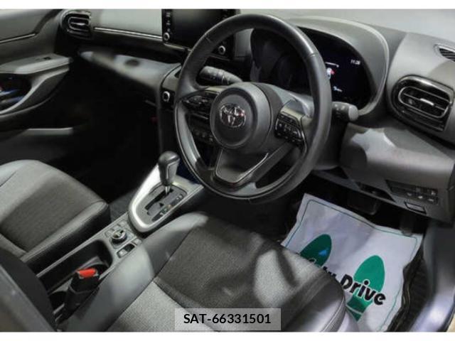 Toyota YARIS CROSS 2023-08 8729135-2