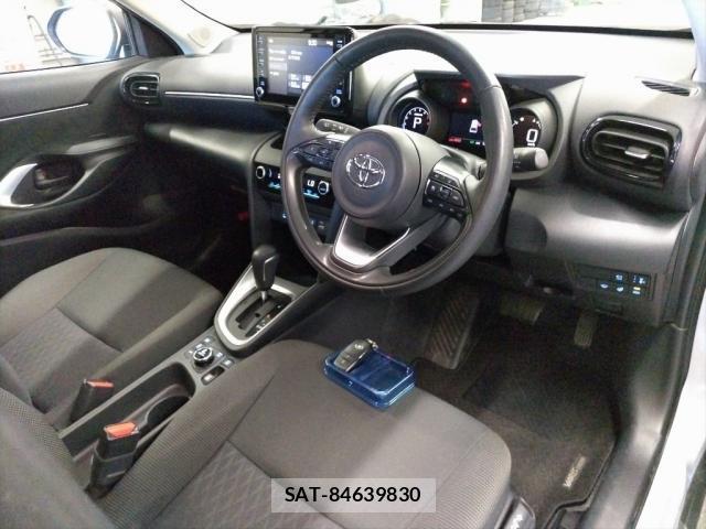 Toyota YARIS CROSS 2023-09 8729192-2
